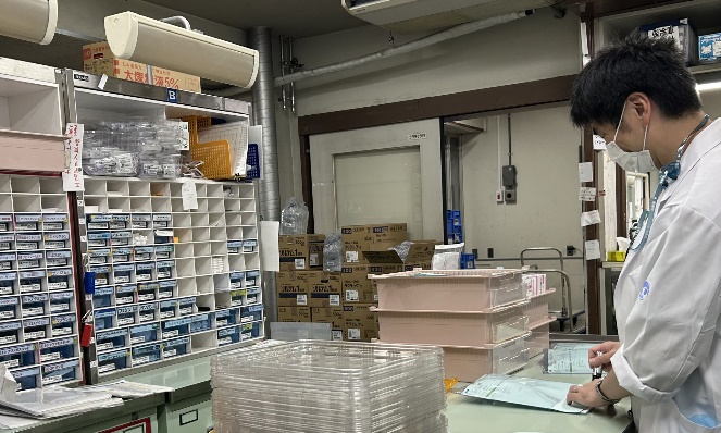 薬剤科-注射室01